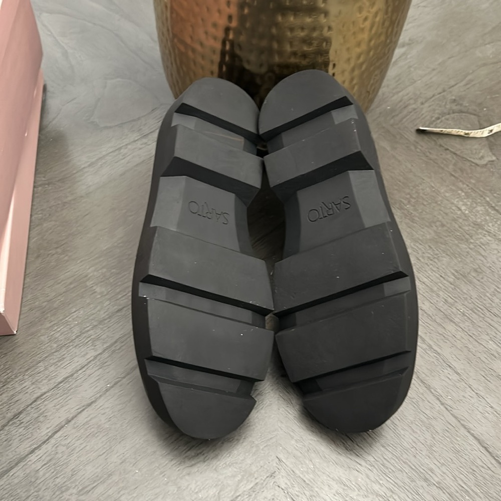 Franco Sarto Ream Loafers - Picture 3 of 6